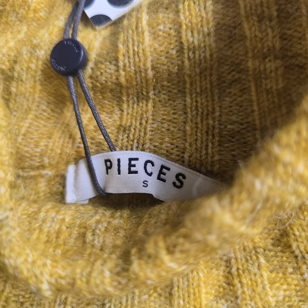 EVEREVE × PIECES Marled Yellow  Ribbed Knit Sweater Scandinavian Design S NWT